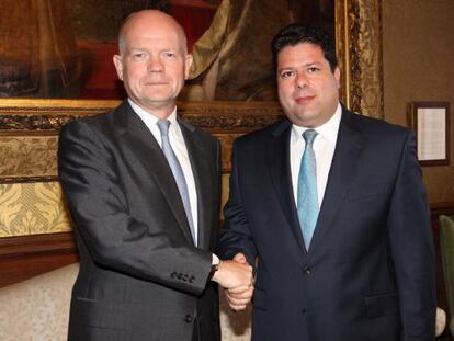 Hague junto a Picardo, este miércoles.