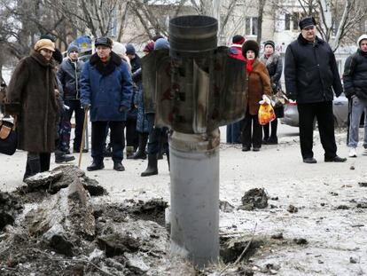 Los restos de un misil en una calle de Kramatorsk, al este de Ucrania.