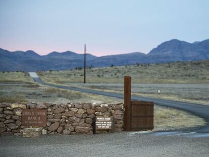 Acceso al rancho Cibolo Creek donde falleci&oacute; Scalia. 