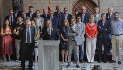 Quim Torra amb els membres del plenari del Diplocat.