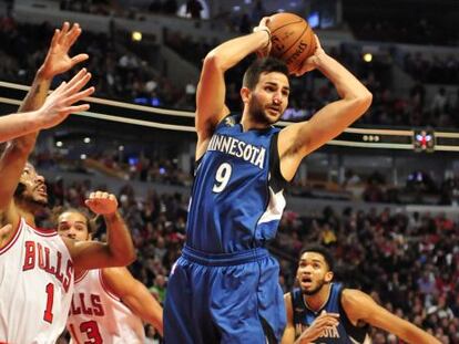 Ricky, entre Rose, Noah y Towns.