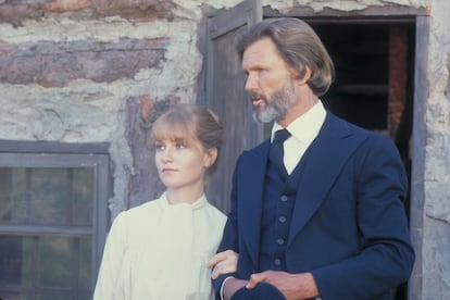 Huppert y Kris Kristofferson en ‘La puerta del cielo’, uno de los batacazos históricos de Hollywood.