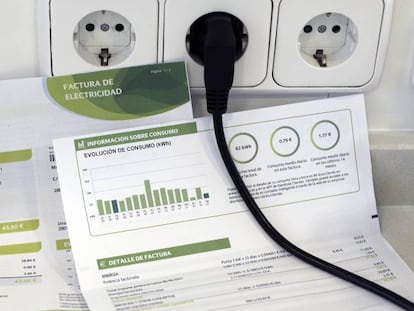 Facturas de la electricidad.