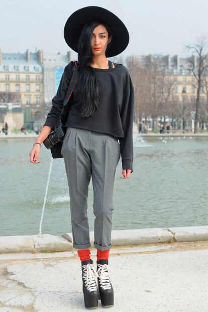 street style aprende a llevar los sombreros como las parisinas