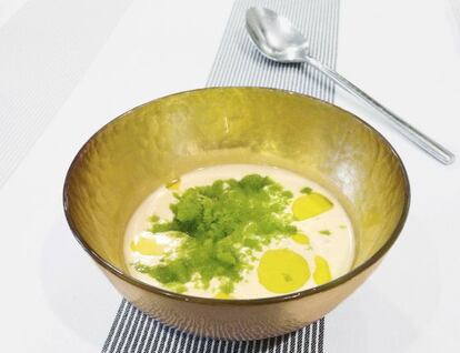 Ajoblanco, uno de los platos de Casa Antonio, en Jaén.