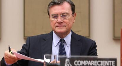 El exgobernador del Banco de Espa&ntilde;a, Jos&eacute; Mar&iacute;a Vi&ntilde;als en la Comisi&oacute;n de Investigacion sobre la crisis financiera