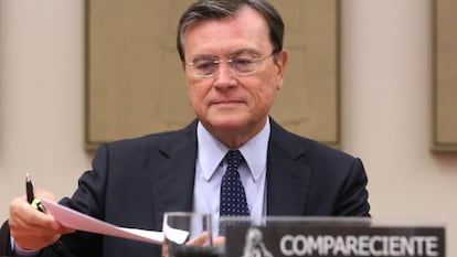 El exgobernador del Banco de Espa&ntilde;a, Jos&eacute; Mar&iacute;a Vi&ntilde;als en la Comisi&oacute;n de Investigacion sobre la crisis financiera