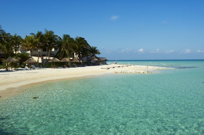 Cierra el 'top ten' de las mejores playas del planeta la mexicana playa Norte, en el extremo norte de Isla Mujeres, frente a las costas de Yucatán.