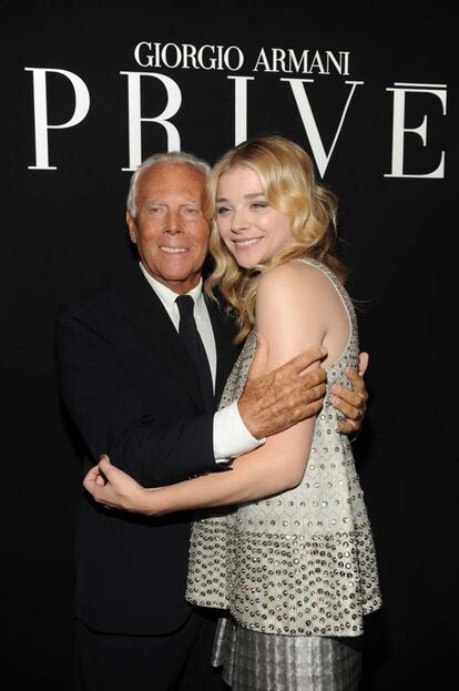 Giorgio Armani y Chlöe Moretz.