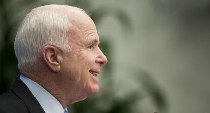 El senador republicano, John McCain.