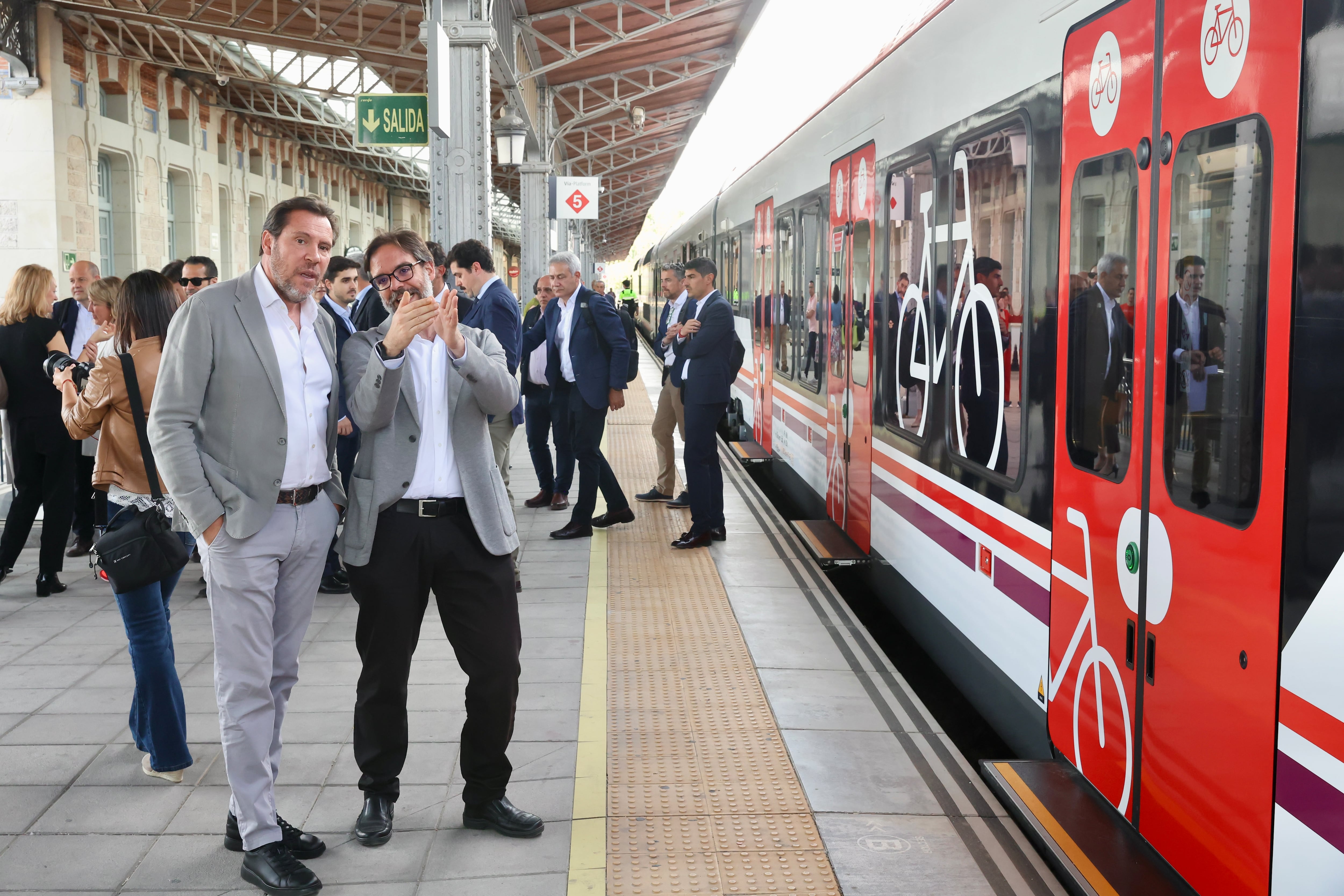 Renfe prima la calidad frente al precio en su concurso de trenes AVE, por el que se interesa Talgo