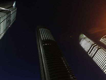 Se hizo la luz en el 'skyline' de Madrid
