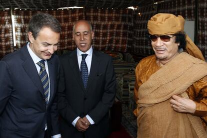 Muammar el Gaddafi recibió ayer a José Luis Rodríguez Zapatero en una de sus jaimas.