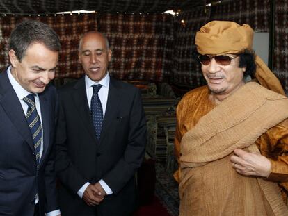 Muammar el Gaddafi recibió ayer a José Luis Rodríguez Zapatero en una de sus jaimas.