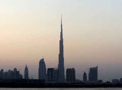 Vista aérea del Burj Dubai, el edificio más alto del mundo.