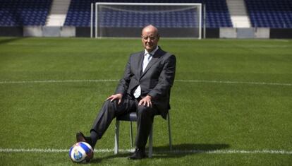 Jorge Pinto da Costa, en el césped del estadio do Dragão