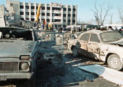 Exterior de la sede derruida del Gobierno checheno.