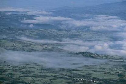 Niebla en la Rivera Sacra, comarca situada entre Ourense y Lugo.