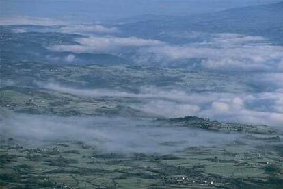 Niebla en la Rivera Sacra, comarca situada entre Ourense y Lugo.