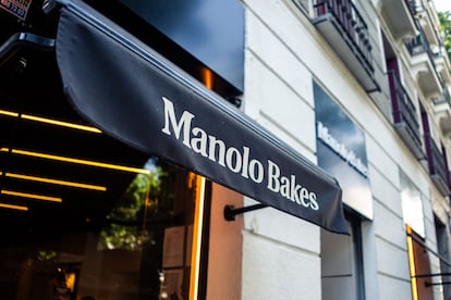 Cafetería de la cadena Manolo Bakes en Madrid.