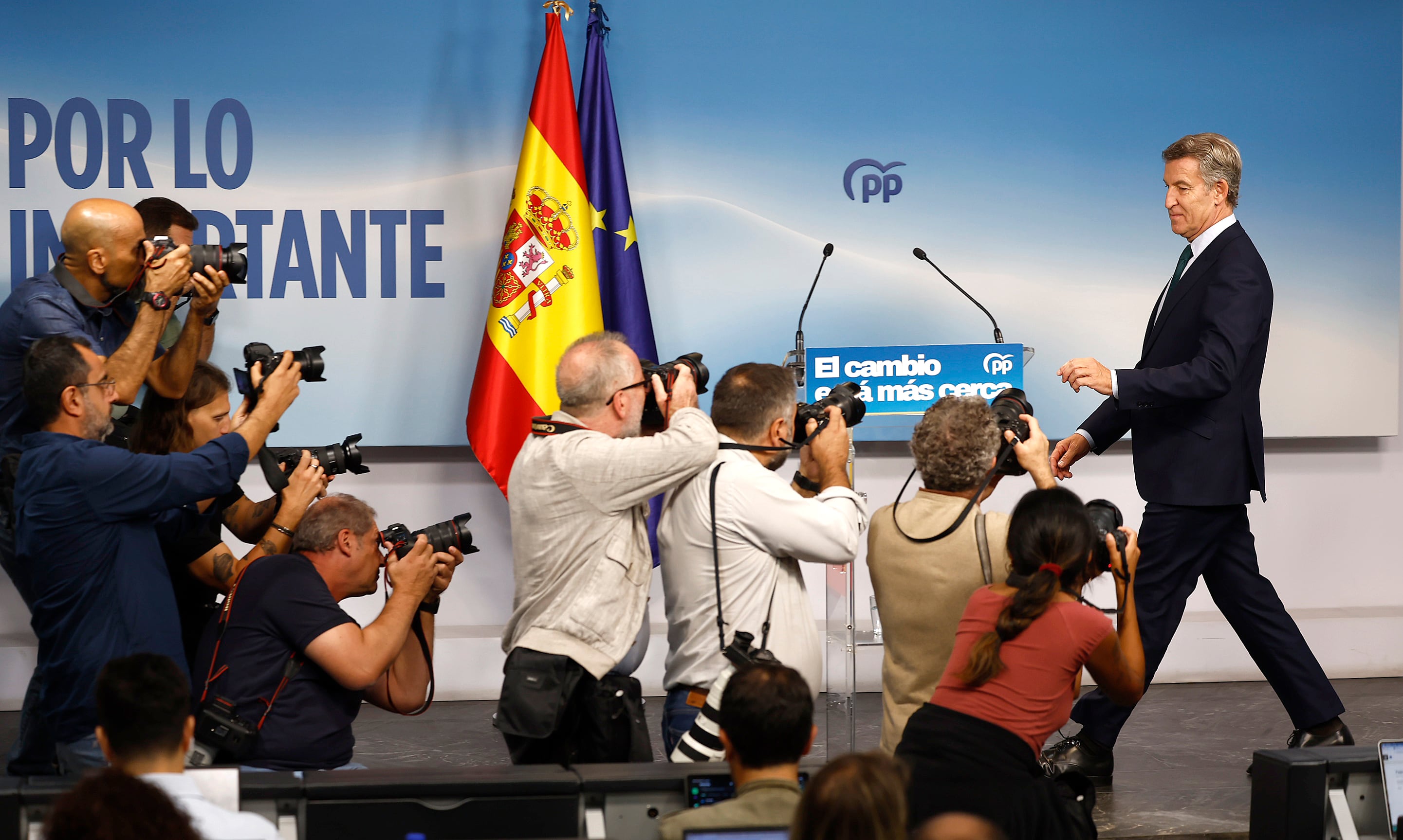El presidente del Partido Popular, Alberto Núñez Feijóo, este lunes en la sede del partido.