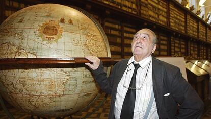 Rafeael Sánchez Ferlosio en la Biblioteca Casanatense de Roma en 2005.