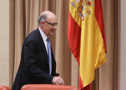 Crist&oacute;bal Montoro, ministro de Hacienda