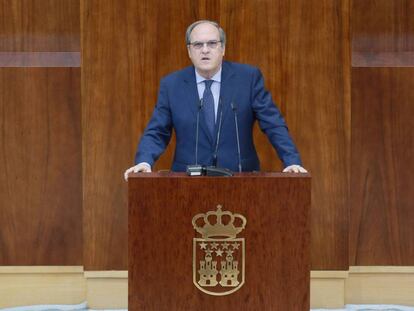 El PSOE pide que Cifuentes vaya al pleno para dar explicaciones sobre los documentos del Canal