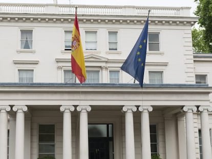 Façana de l'ambaixada d'Espanya a Londres.