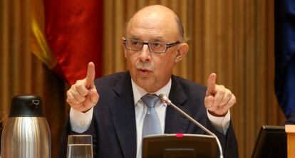 Cristobal Montoro, en una comparecencia en el Congreso de los Diputados.  