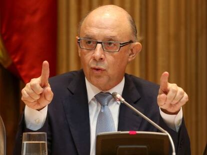 Cristobal Montoro, en una comparecencia en el Congreso de los Diputados.  