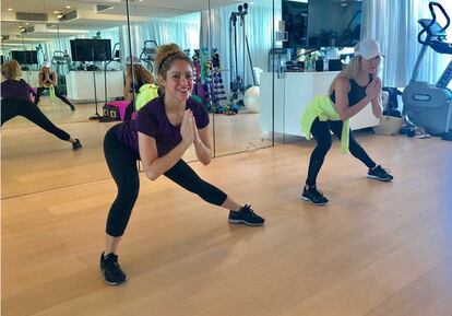 Shakira preparándose para la gira en el gimnasio.