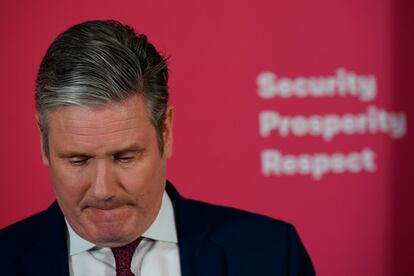 El líder del Partido Laborista británico, Keir Starmer, este lunes en la sede londinense de la formación