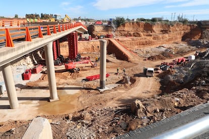 Obras de reparacin del viaducto de la CV-36.