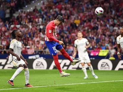 Morata marca el tercer gol del Atlético al Real Madrid en el Metropolitano.