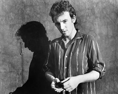 Bruce Springsteen, retratado en 1970 antes de firmar su primer contrato discográfico.