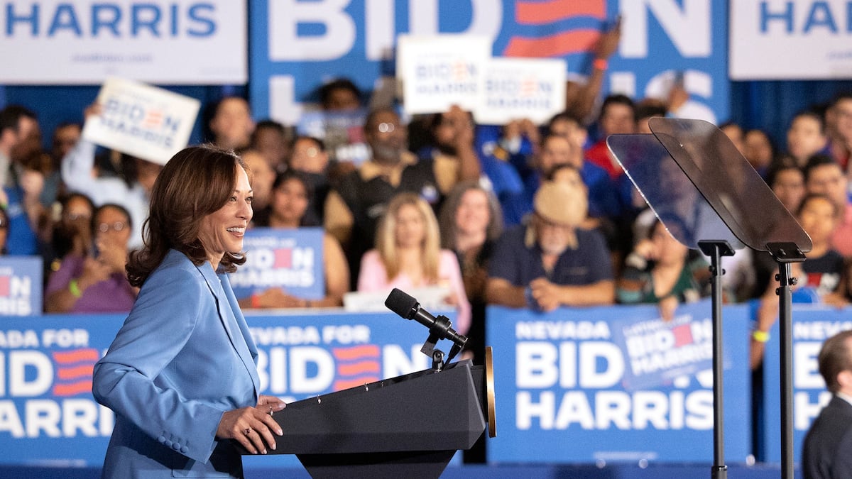 Kamala Harris defends herself against polls that say Latino men do not support her