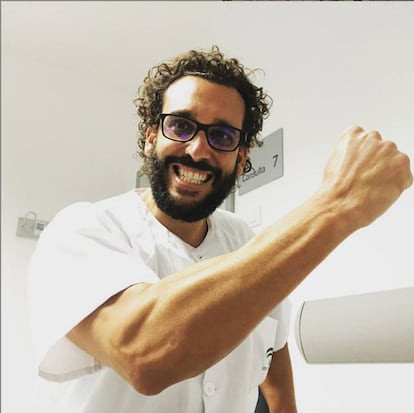 El médico Jesús Candel, popularmente conocido como Spiriman, en una imagen de su cuenta de Instagram.