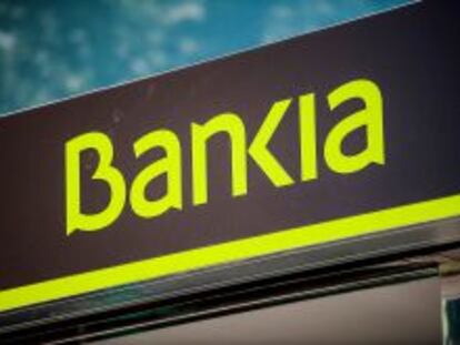 Fitch rebaja el rating de Bankia