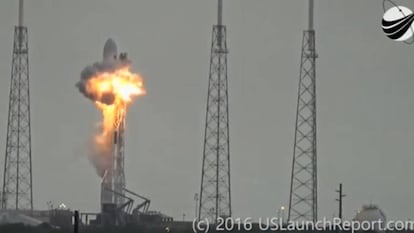 Explosi&oacute;n del cohete SpaceX Falcon 9 el pasado 1 de septiembre en el momento de su lanzamiento. 