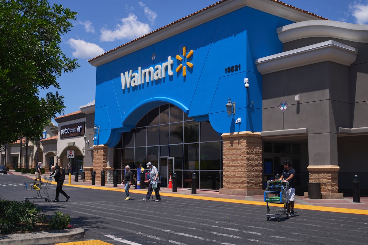 Walmart advierte de que tendrá que subir los precios por culpa de los ...
