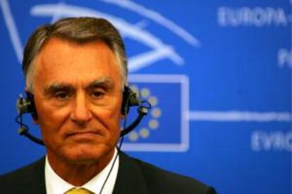 El presidente portugués, Aníbal Cavaco Silva, participa en la sesión plenaria del Parlamento Europeo en Estrasburgo (Francia). EFE/Archivo