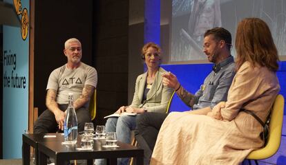 A la izquierda, el cocinero Alex Atala, la escritora Bee Wilson, el chef asutraliano Jock Zonfrillo y la también chef Maria Solivellas.