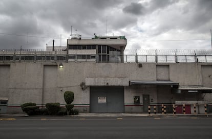 Fachada del CFA, centro de reclusión donde se encuentra el Güero Palma en Ciudad de México. 