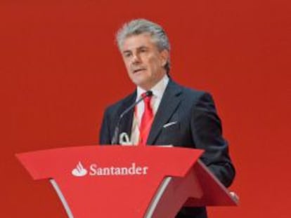 Enrique Garc&iacute;a Candelas, director general de Banco Santander.