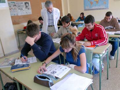 Alumnos de Formación Profesional bilingüe en el instituto Los Enlaces, de Zaragoza.