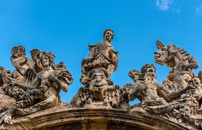 Estatues de monstres a Villa Palagonia, al municipi italià de Bagheria.