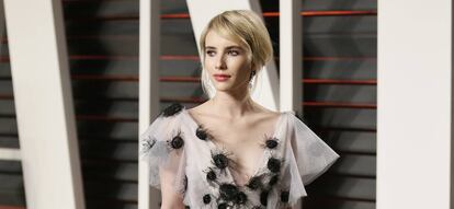 La actriz Emma Roberts en la fiesta de Vanity Fair tras los Oscar este 2016.