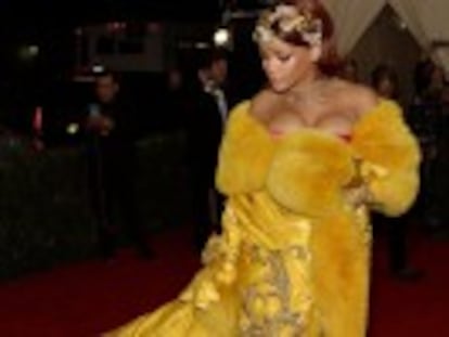 Más de 500 invitados acudieron a la gran cita con Anna Wintour como anfitriona. Beyoncé y Rihanna compitieron en una gala a la que se sumaron los Clooney