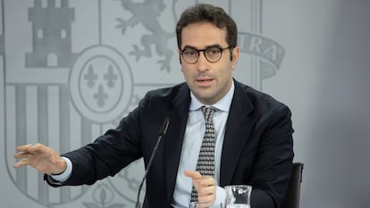 El ministro de Economía, Comercio y Empresa, Carlos Cuerpo, en una rueda de prensa posterior al Consejo de Ministros.
